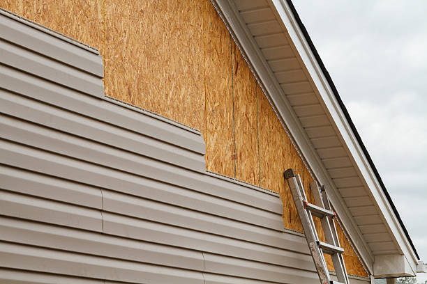 24/7 Emergency Storm Damage Siding Repair experts in Windham, OH